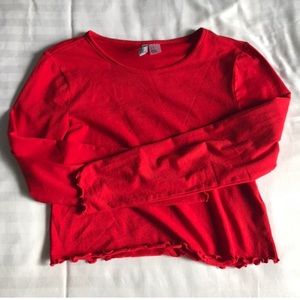 Red lettuce cut long sleeve